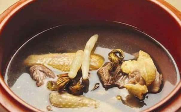 石斛煲汤.jpg